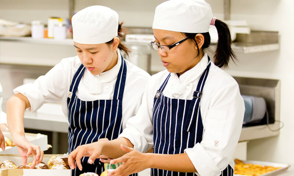 Swiss Institute Australia - SIT40516 Certificate III & IV in Commercial Cookery course in Australia