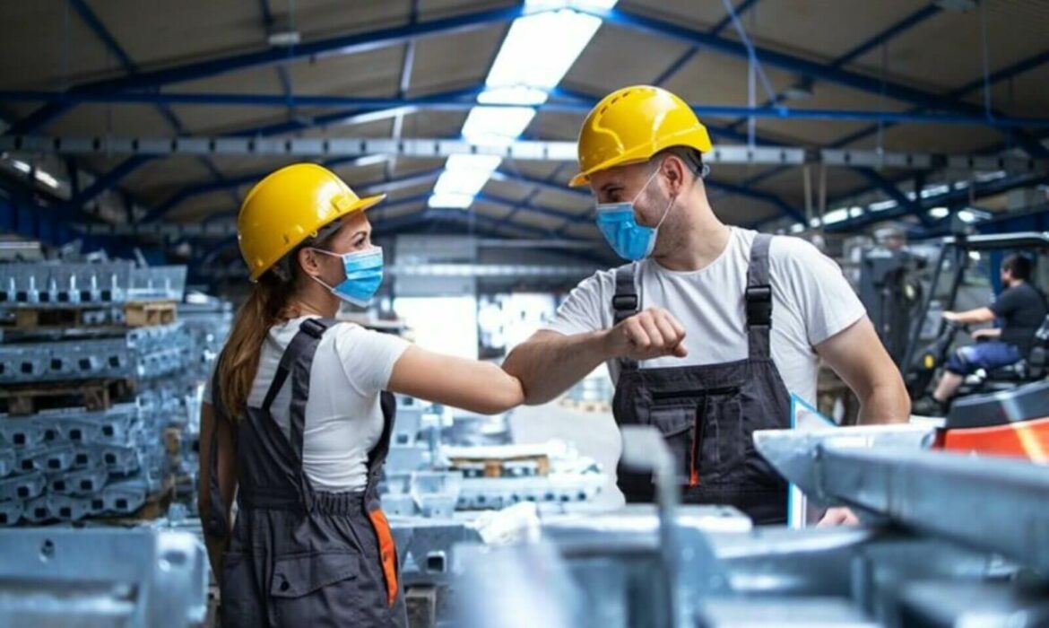 Why Study Diploma of Work Health and Safety - Swiss Institute Australia provide BSB51319 Diploma of Work Health and Safety Course in Melbourne