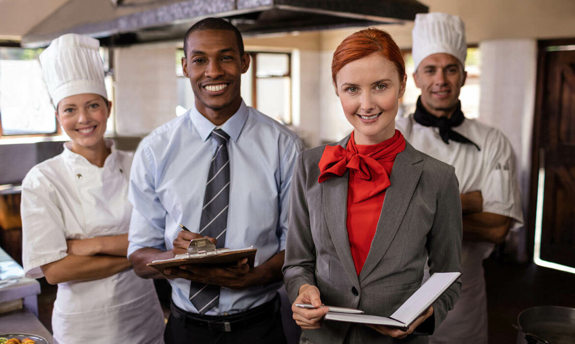 understanding-the-distinctions-between-a-chef-and-a-kitchen-manager